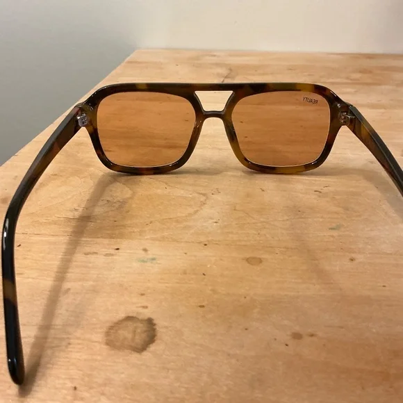 Reality Runway Sunglasses Aviator style - Picture 3 of 4